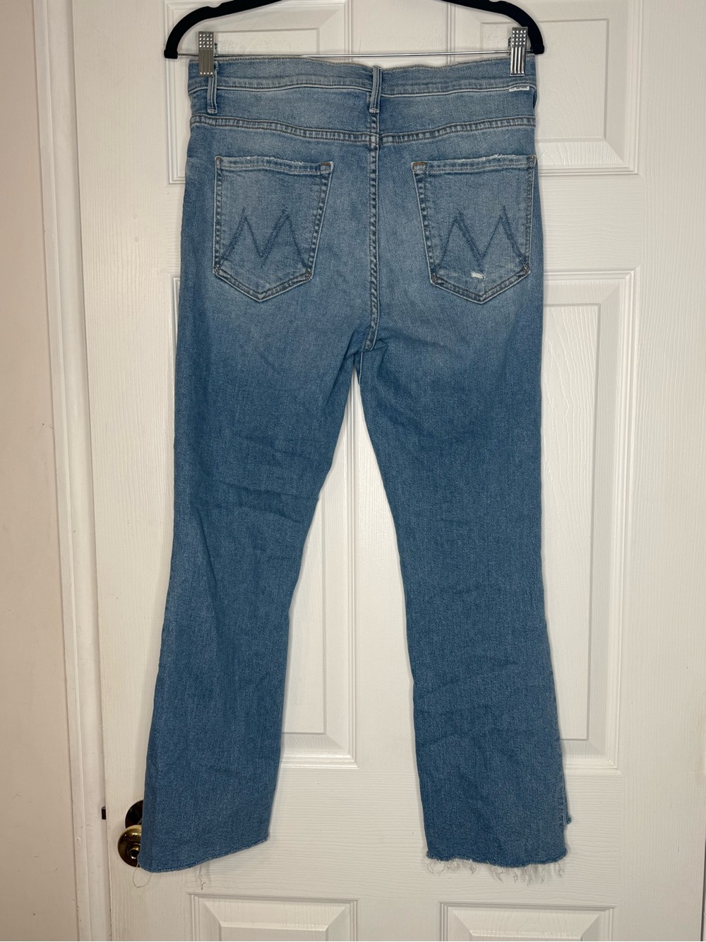 MOTHER The Insider Crop Step Fray
Thrilling Shots SOLD OUT WASH - Picture 3 of 5